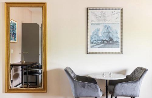 Mittelfeld House | Stilvolles Zimmer mit Bad, nahe Messe, BMW, Expo