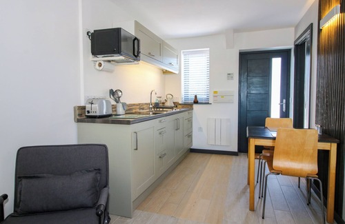 Bromlow Cottage | Stiper View Barn 1
