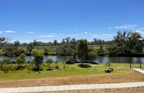 Stirling Estate Villa | Stirling Estate Chalets