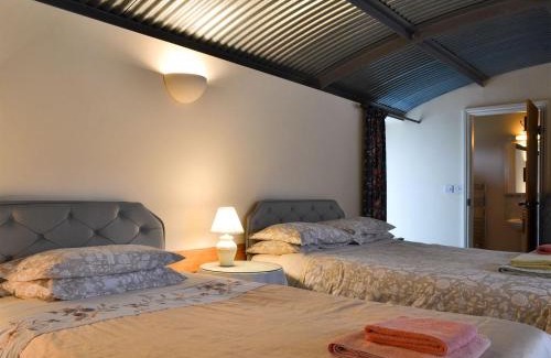 Angelbank House | Stoke Court Farm Barn