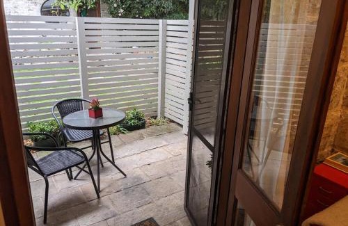 Cammeray Villa | Stone 1Bedroom Cottage