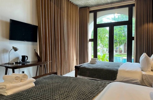 Kampot Hotel | Stone Age Boutique
