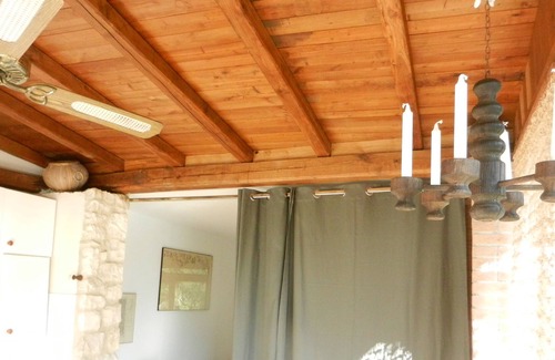 Priverno House | Stone cottage for 4 - 6 guests. Enclosed internal garden. Pet-friendly