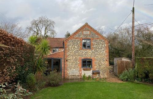 Blofield House | Stone Cottage