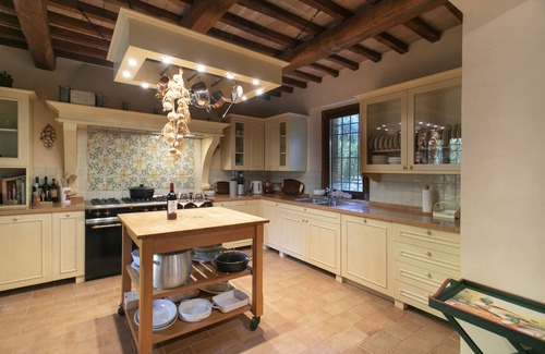 Gavorrano House | Stone farmhouse with pool and park a few minutes from the sea
