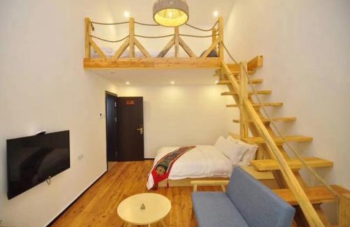 Shilin Yi Autonomous County House | Stone Forest Mijia Guest House