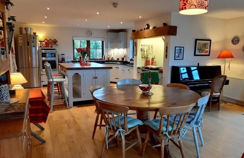 Mulranny Condo | Stone fronted detached cottage just over 2 miles from Mulranny village