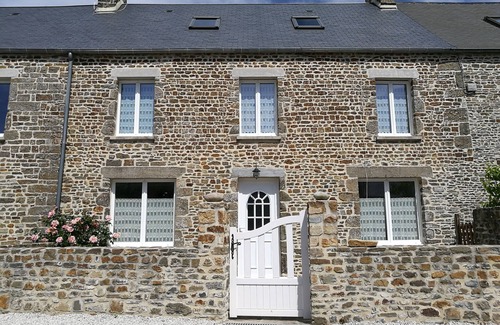 Surville House | Stone house completely renovated for 8 people