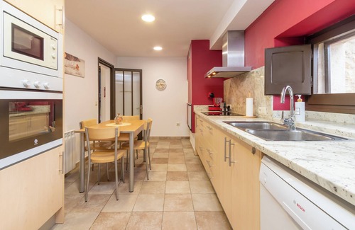 Sant Jordi Desvalls House | Stone house on the Costa Brava