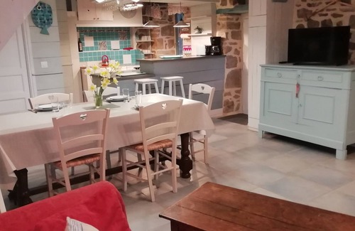 Camaret-sur-Mer House | Stone house between Crozon and Camaret near beaches with WIFI