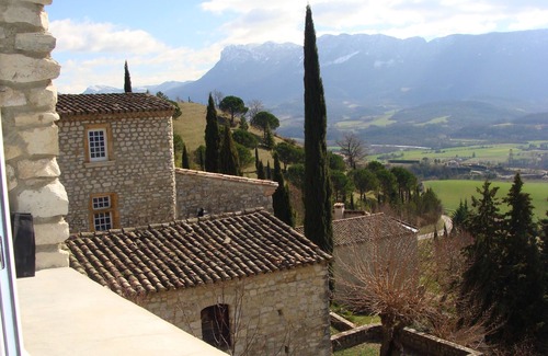 Mirabel-et-Blacons House | Stone house in the old village of Mirabel overlooking the river drôme