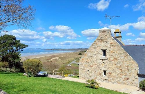 Sainte-Anne-la-Palud House | Stone House in Brittany with Sea Views