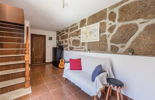 Montalegre e Padroso Apartment | Stone House in the Peneda-Gerês National Park