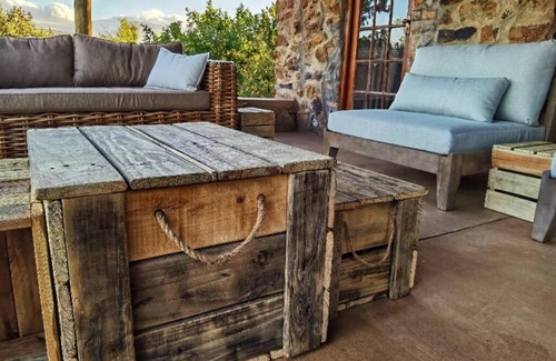 McGregor Villa | Stone House McGregor