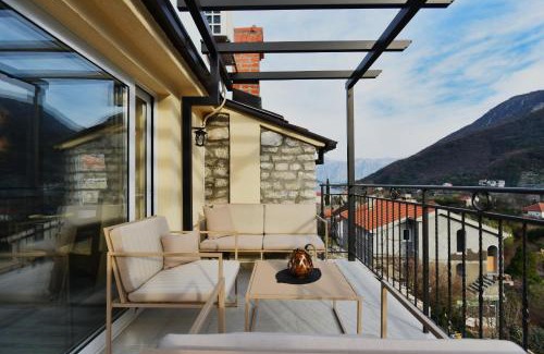 Donji Morinj Apartment | Stone house Morinj