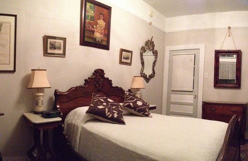 Natchez Bed & Breakfast | Stone House Musical B&B
