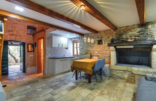 Rezanci House | Stone house with private and large pool