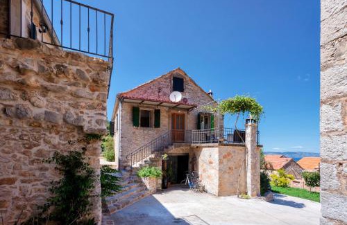 Pitve Villa | Stone Villa Marjan