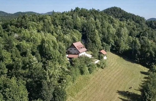 Kambresko House | Stone villa with great views.