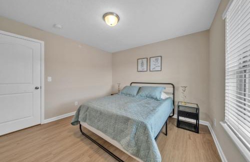 New Albany Apartment | Stonecrest 822, 2bd Apt I Free Parking I Pool