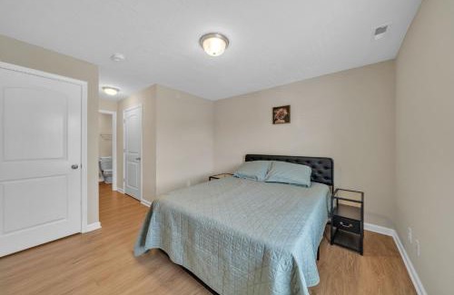 New Albany Apartment | Stonecrest 822, 2bd Apt I Free Parking I Pool