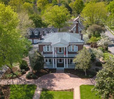 Lexington House | Stonegate