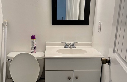 Stone Mountain Apartment | Stonemountain Apt Separate Entrance