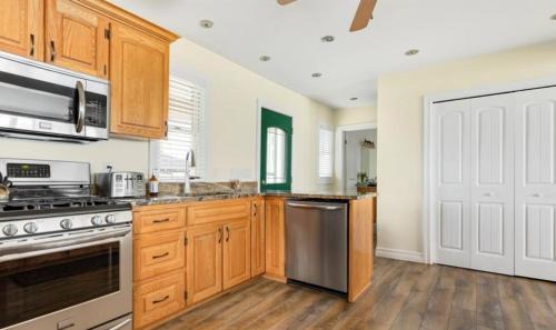 Town of Essex House | Stones Throw Cottage Oxley