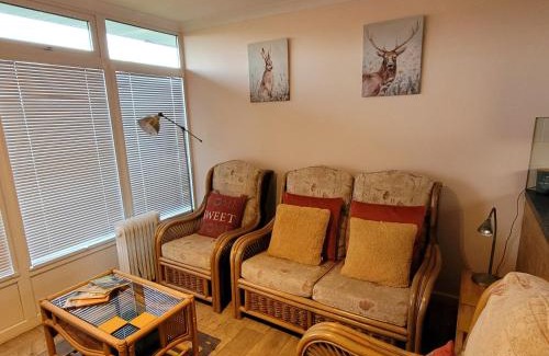 Stalham Apartment | Stonesthrow 184 Broadside Chalet Park Stalham