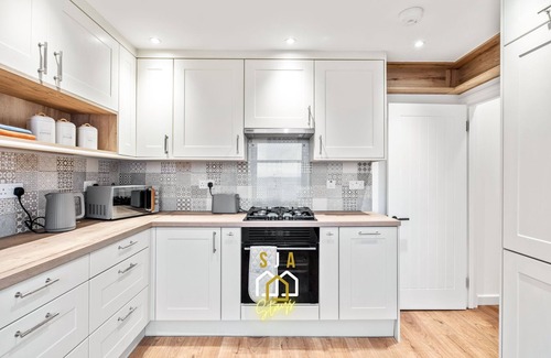 Stonehaven Apartment | Stoney Stay - SJA Stays - Modern 2 Bed Apartment