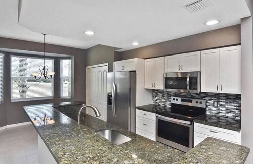 Stoneybrook Condo | StoneyBrook Golf Course, Pool, Tennis, Pickleball, Covered Parking