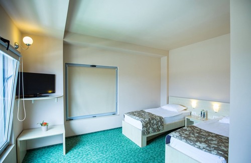Sinpetru Hotel | Stop Hotel