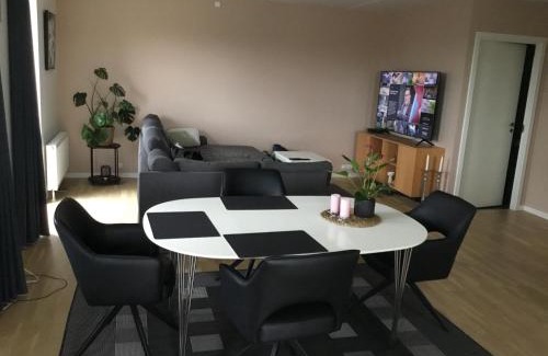 Abyhøj Apartment | Stor lejlighed tæt på Århus C. Stor tagterrasse