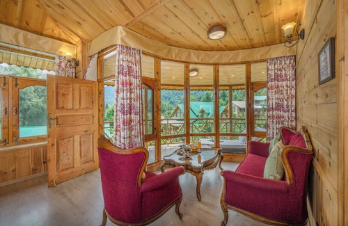 Manali Hotel | Storii By ITC Hotels Urvashis Retreat Manali