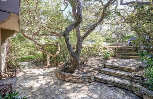 Northeast Carmel House | Storybook Cottage Downtown Carmel
