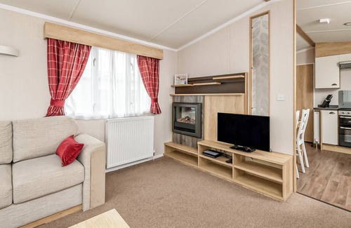 Tiddington House | Stratford Caravan Pet friendly