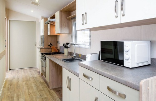Tiddington House | Stratford Caravan WCF (Pet)
