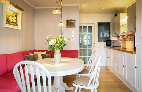 Furnace House | Strathlachlan Lodge - Luxury country home with Hot Tub and Sauna