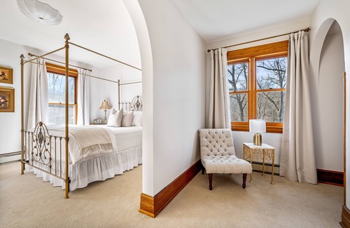 Newfield Bed & Breakfast | Stratton Creek Inn
