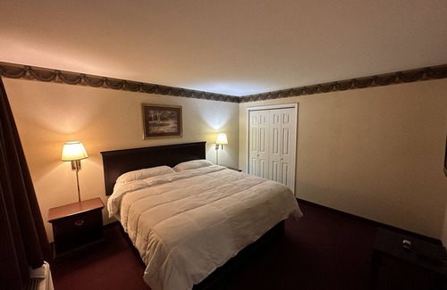 Princeton Hotel | Stratton Inn