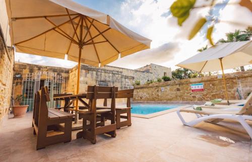 Zejtun Villa | Strawberry Hills