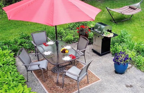 Palenville House | Stream Side, Waterfalls, Catskill Getaway!