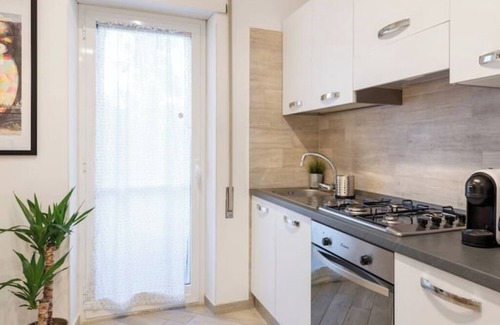 Quartiere XXI Pietralata Apartment | Street Art Roma | 3BR apartment | Near Tiburtina
