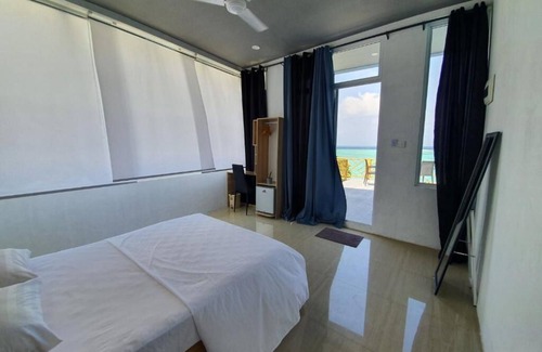 Gulhi House | String Wave Maldives