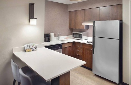 Morrisville Apartment | Stroll around Carpenter Park! With Free Breakfast, Pets Allowed, Outdoor Pool!