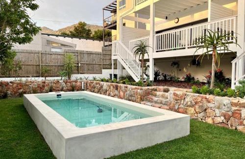 Cape Peninsula Apartment | Stroll to Scarborough Beach, Rooibokkie Studio 1