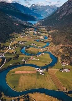 Stryn Apartment | Stryn 3 bedrooms 2 bathrooms River view