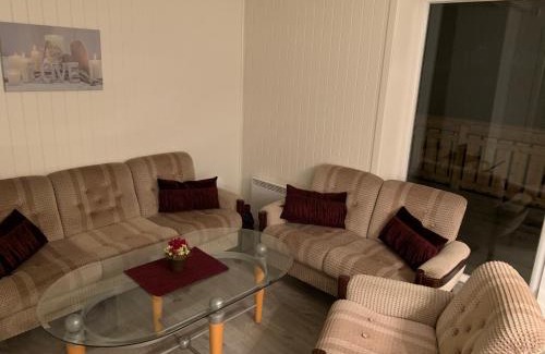 Mindresunde Apartment | Stryn Crystal Apartments - Waterfront Apartment