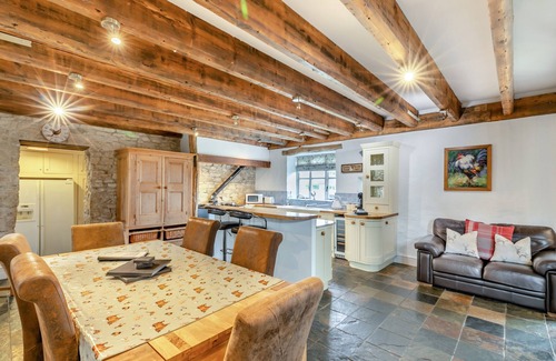 Kirk Sandall Cottage | STUBBS GRANGE BARN, family friendly in Askern, Yorkshire