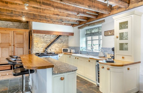 Kirk Sandall Cottage | STUBBS GRANGE BARN, family friendly in Askern, Yorkshire